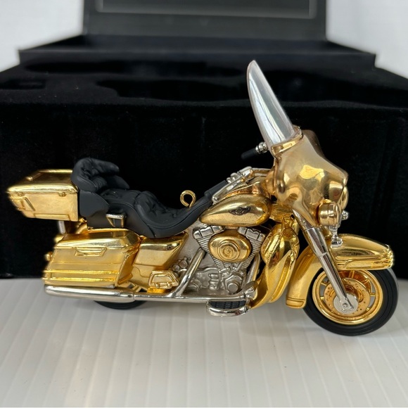 2003 Harley-Davidson 100th Anniversary Edition Set Hallmark Keepsake Ornaments - Picture 10 of 16